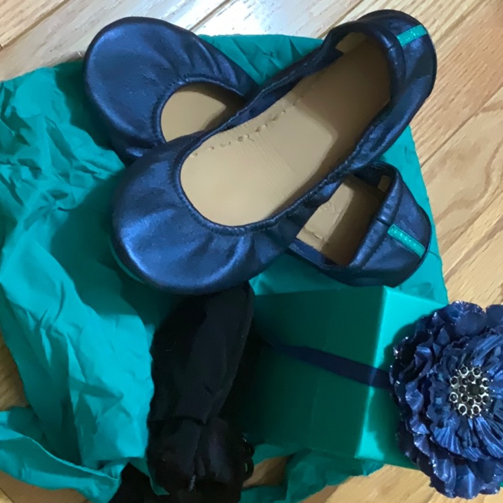 Tieks size 8 Midnight Blue.